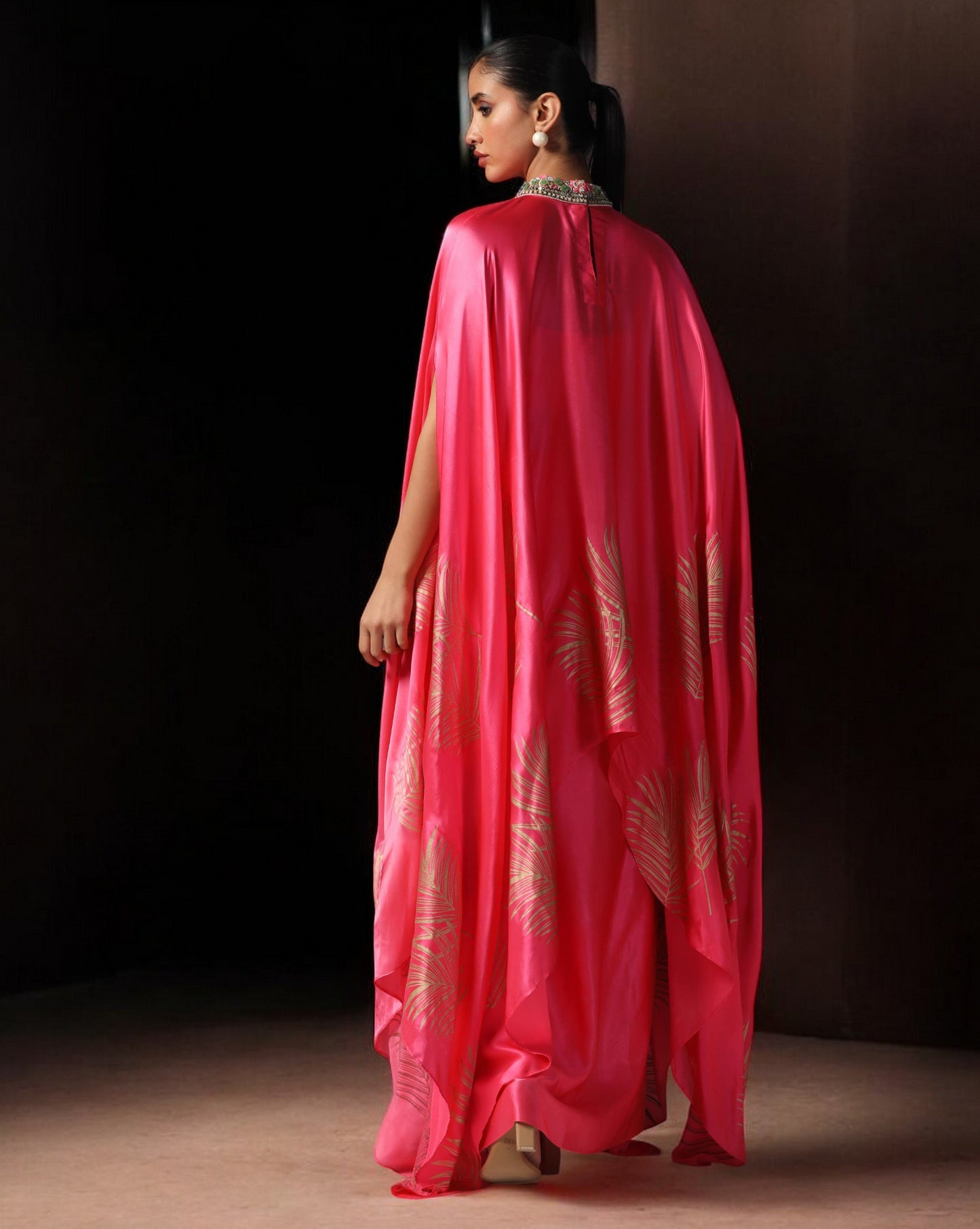 Fuschia Leaf Cape Set